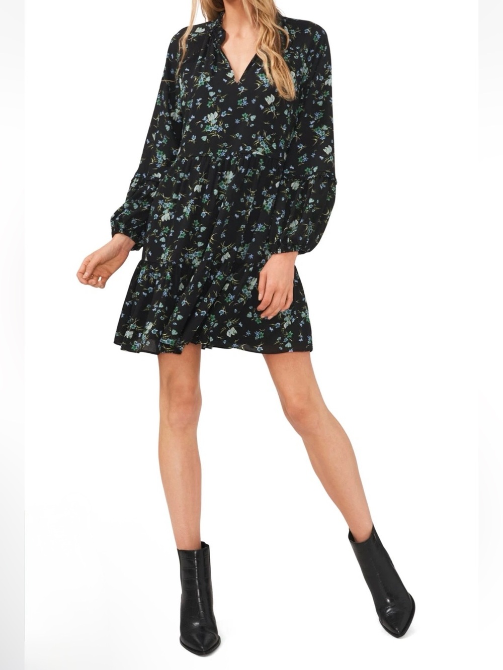 CeCe Black Floral V-Neck Long Sleeve Plus Size Mini Dress Size 1X EUC!
